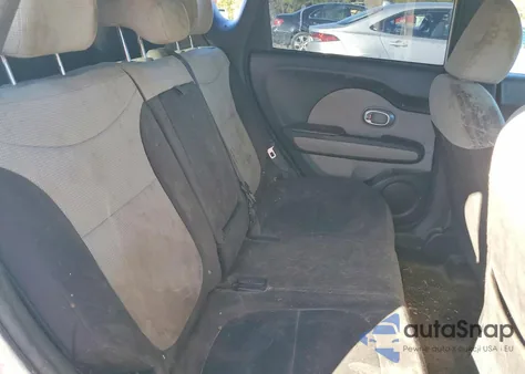 2014 Kia Soul z USA, uszkodzony, nr VIN KNDJN2A20E7053734